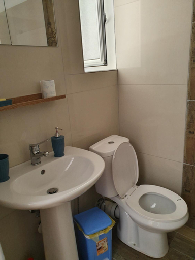 Bathroom 2, Aira Apartment, Vlorës