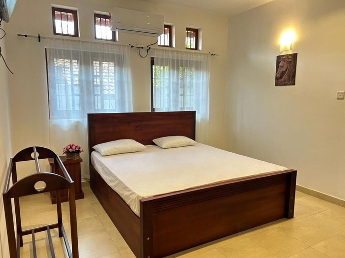 Bedroom 2, Angila Villa Negombo, Katana