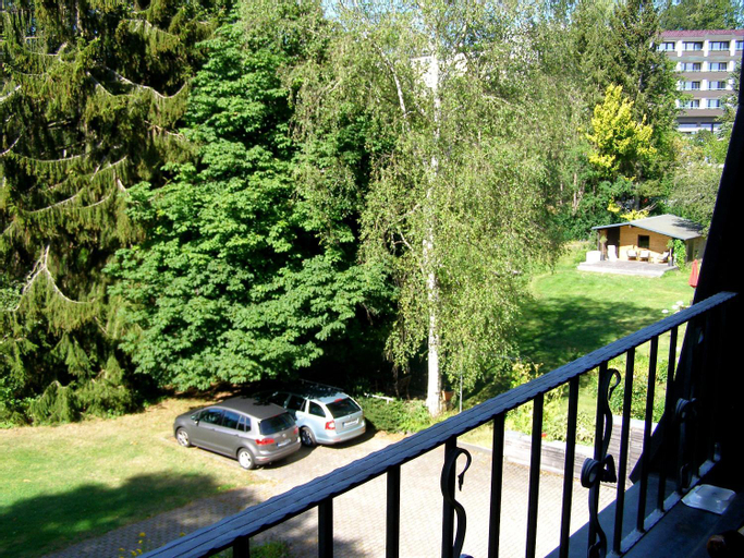 Park-Villa, Hof