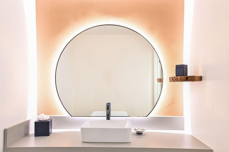 Bathroom 14