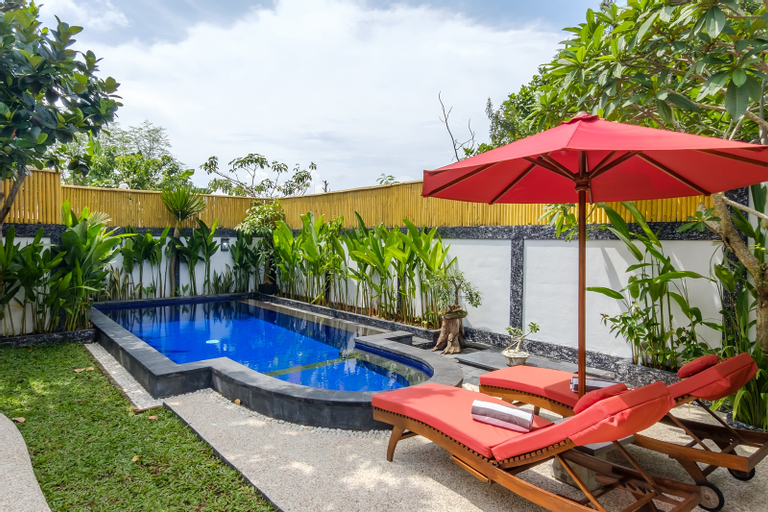 Swimming Pool 28