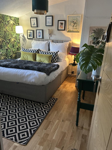 Bedroom 2, Maison Claire, Cheshire West and Chester