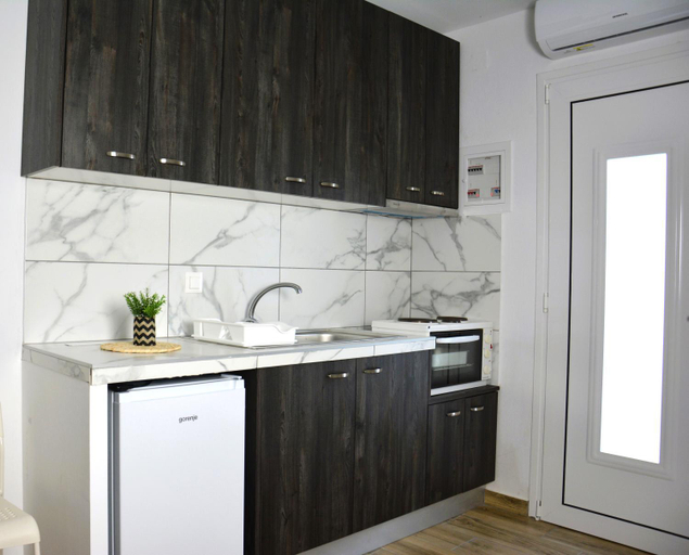 Others 5, Cinque Stelle Apartments, Central Greece