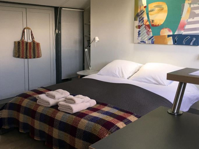 Bedroom 12