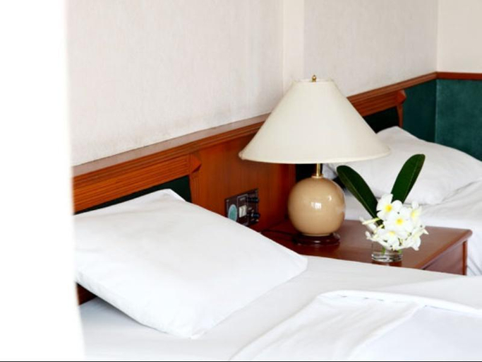 Bedroom 3, Korat Resort Hotel, Chok Chai
