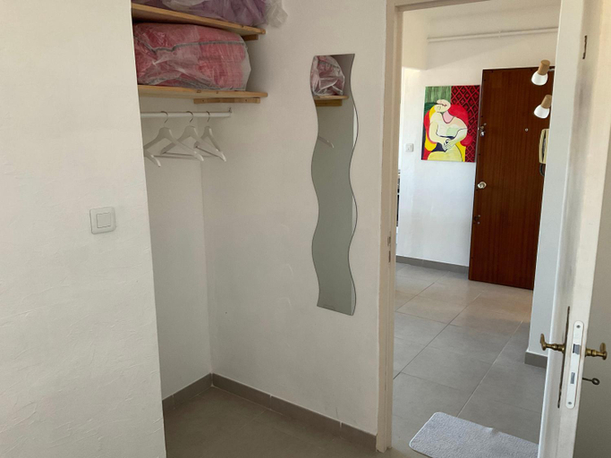 Others 4, Location de Chambres, Sejour pres des Grands Buffets Narbonne, Aude