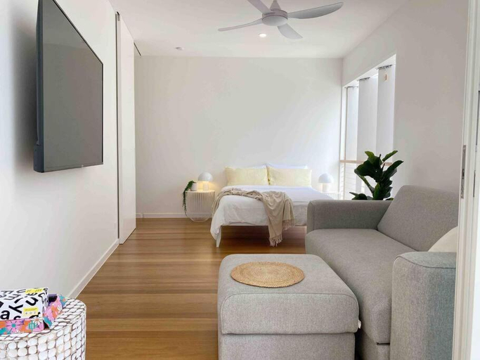 Others 3, Beachfront Heated Pool 4Br Luxe Family Oasis Pets Welcome, Maroochy - Coastal North