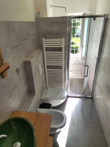 Bathroom 2, B&B Benvenuto, Varese
