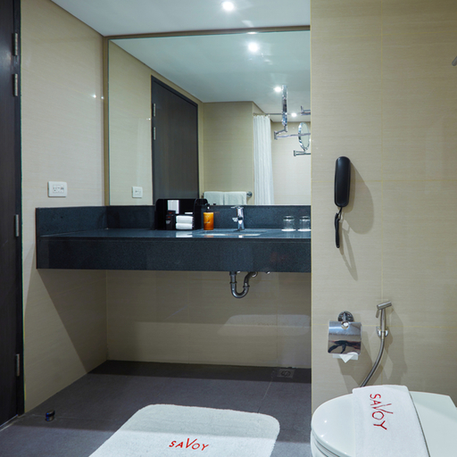 Bathroom 5, Savoy Hotel Manila near Airport NAIA Terminal 3 MNL, Pasay City
