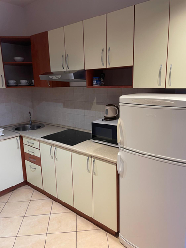 Others 3, Apartments Belic with pool, Jelsa