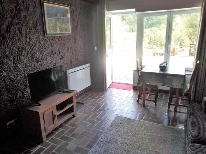 Others 3, The House in the Woods, Côtes-d'Armor
