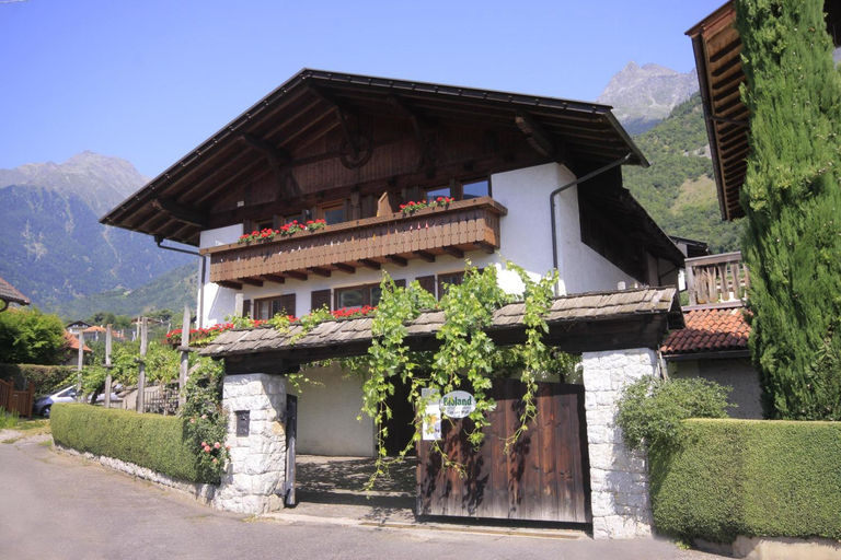 Exterior view 2, Apartments Gasserhof, Bolzano