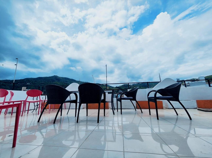 Sport & Beauty, Hill View Lodge , Phuket Island