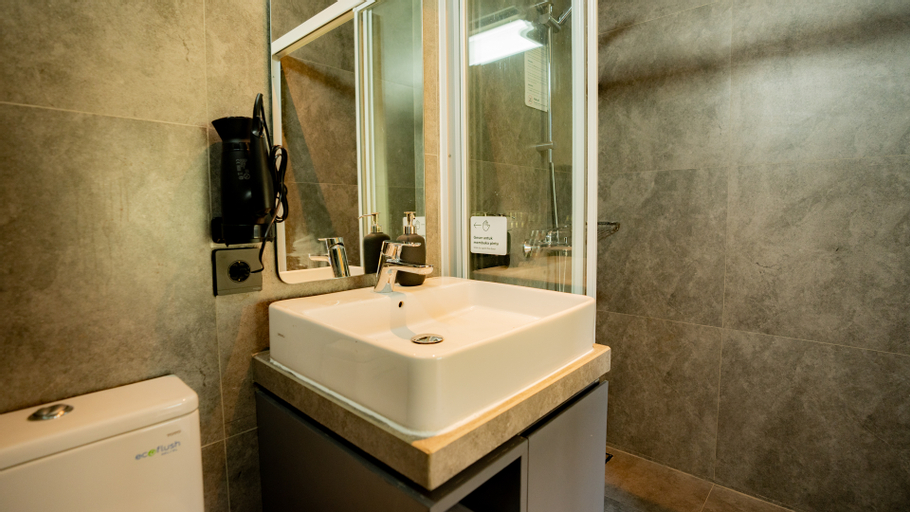 Bathroom 5