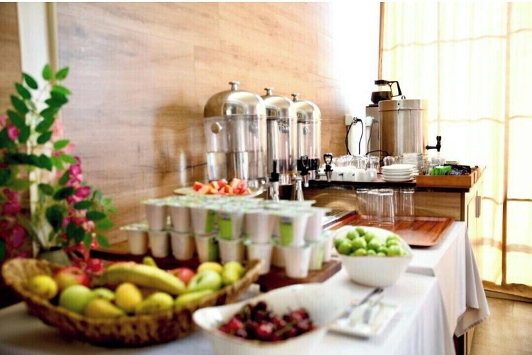 Food & Drinks 5, Senator Hotel, Baku