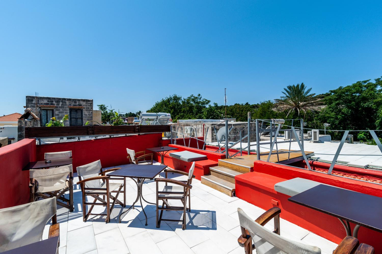 Food & Drinks 5, Auberge 32, South Aegean