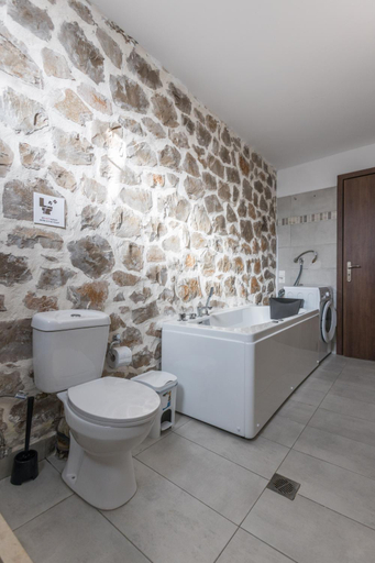 Bathroom 4, Raise Polydrosos Alpine Escape, Central Greece