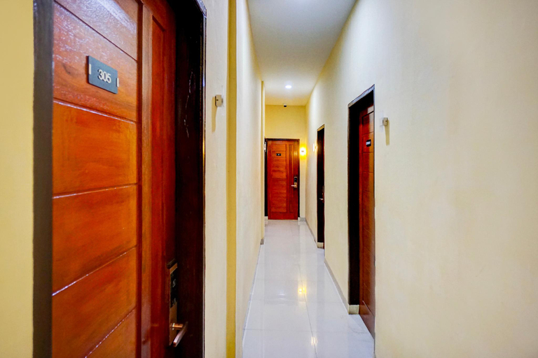 Public Area 5, Hotel O Helvetia Near Plaza Millenium Formerly Sunny Inn, Medan