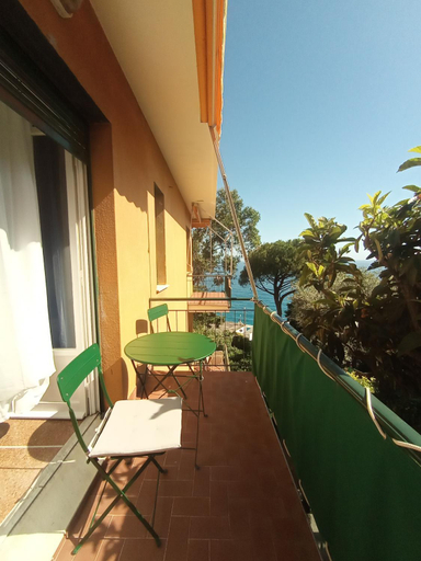 Others 5, Villa bruna, Genova