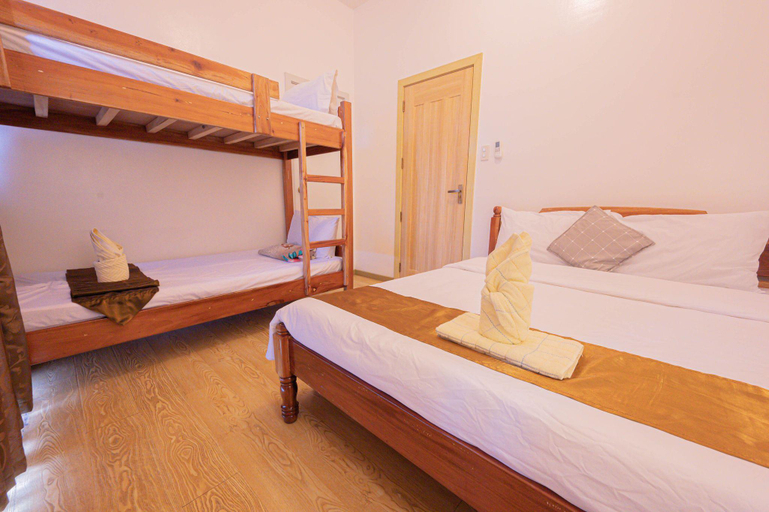 Bedroom 12