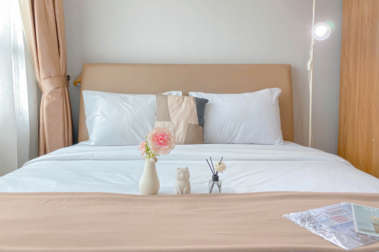 Good Location and Simply Studio Springlake Summarecon Bekasi Apartment By Travelio, Bekasi
