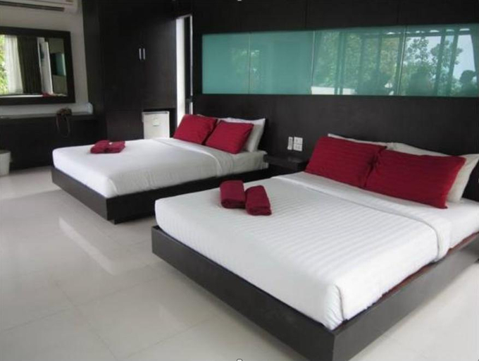 Bedroom 3, Silver Sand Hotel, Muang Rayong