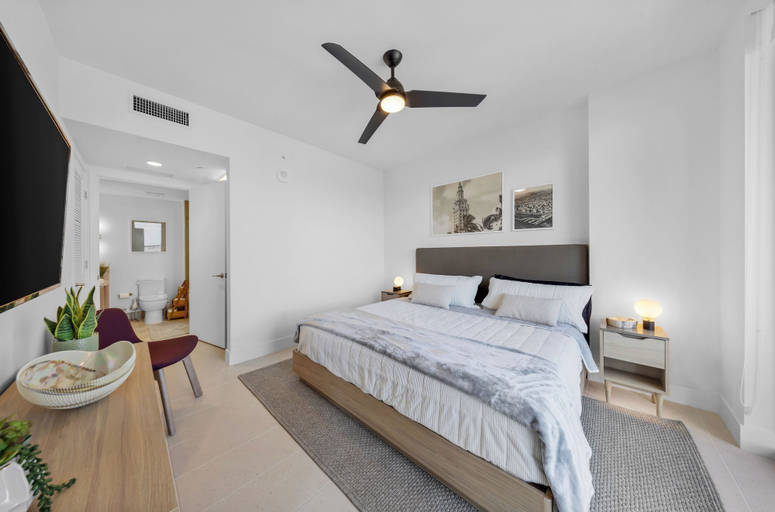 Bedroom 4, DTW Miami Luxury 1BR with Urban Views, Miami-Dade