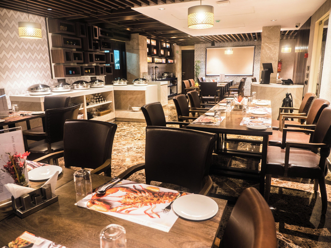 Food & Drinks 5, EASTERN GATE-A BERGAMONT GROUP OF HOTELS, South Andaman