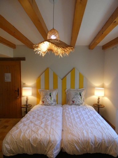 Bedroom 2, O 4 SAISONS DE BREILBON, Deux-Sèvres