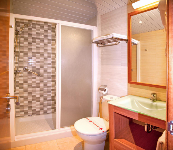 Bathroom, Mirada de Alcudia, Baleares