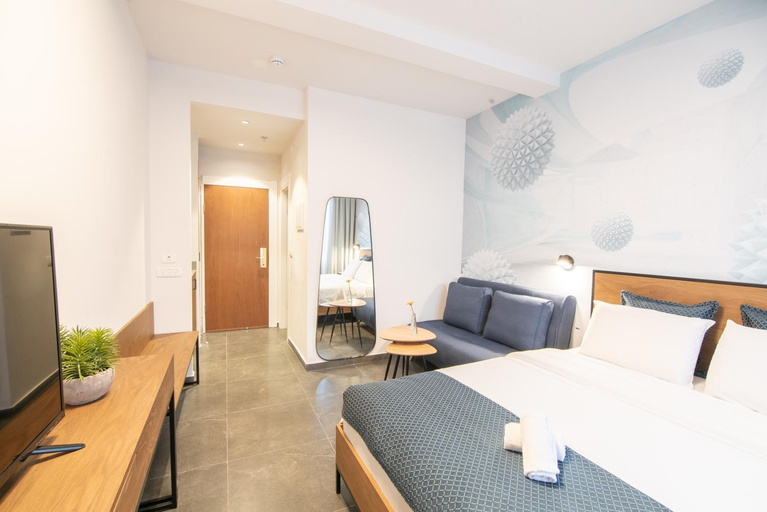 Bedroom 3, 27 Montefiore Hotel