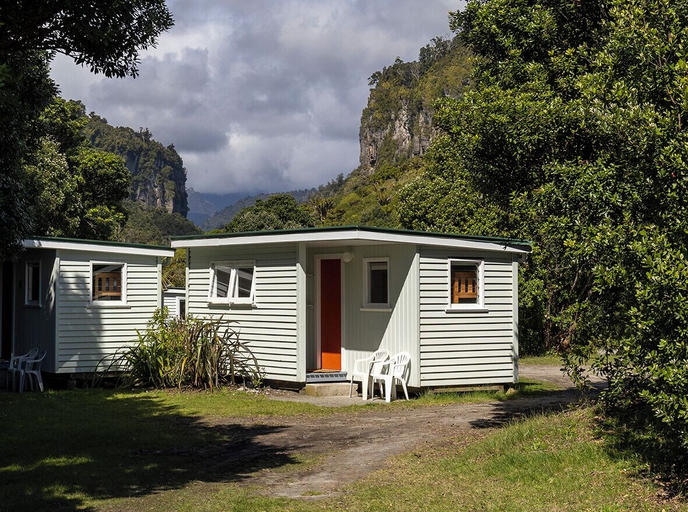 Exterior & Views 2, Punakaiki Beach Camp, Buller