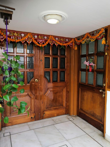 Fully Furnished Two BHK Executive Suite SA5, Lucknow