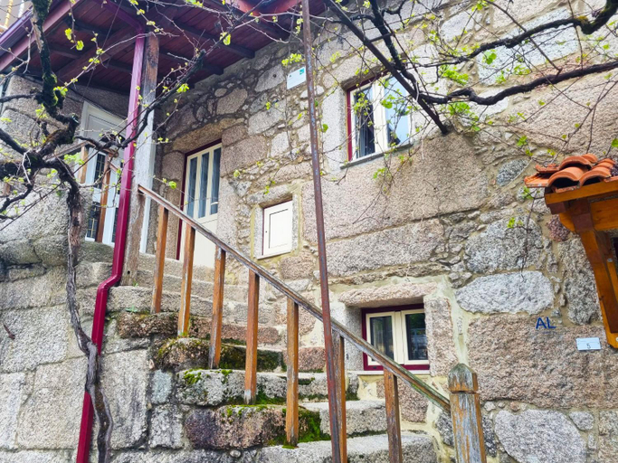 Casa da Lameira II by Geres Casas, Terras de Bouro