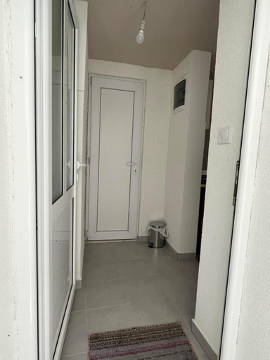 Others 5, Apartmani Mihajlovic