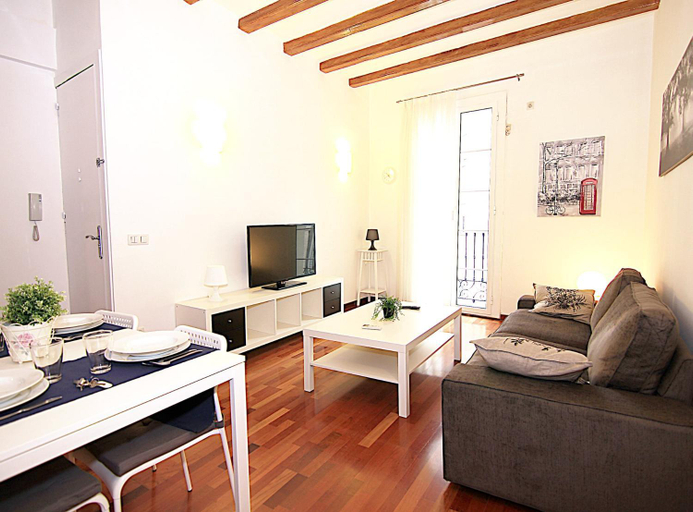 Others 5, MUNTANYA - Apartments & one with Terrace next to Sagrada Familia, Barcelona
