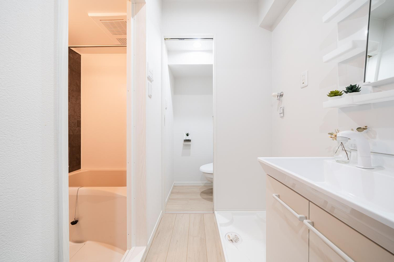 Bathroom 3, HYGGE Shin Okachimachi, Taitō