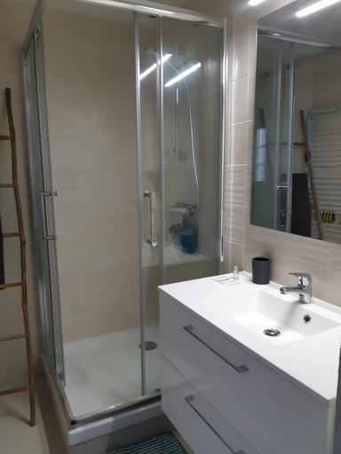 Bedroom 3, RnB Locations Macon, Saône-et-Loire