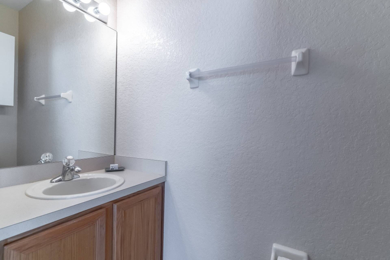 Bathroom 4, 402 Regal Palms, Polk