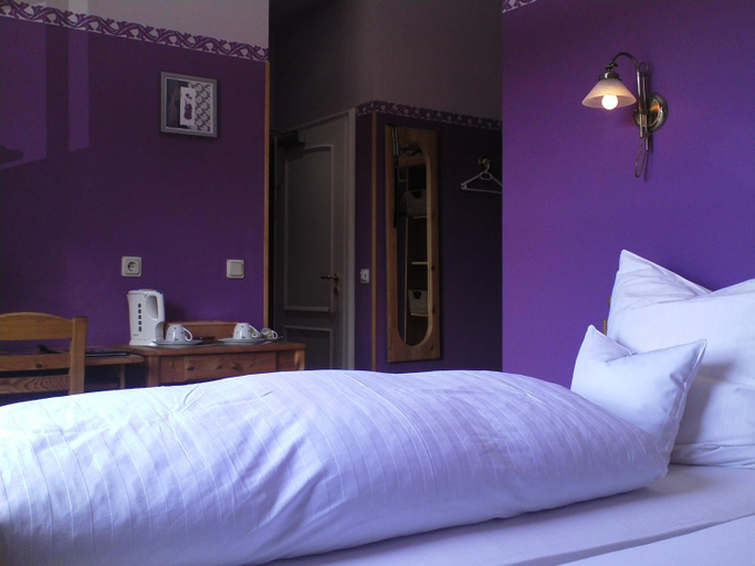 Bedroom 14