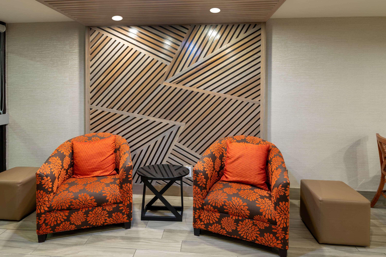 Public Area 2, Baymont by Wyndham McAllen/Pharr, Hidalgo