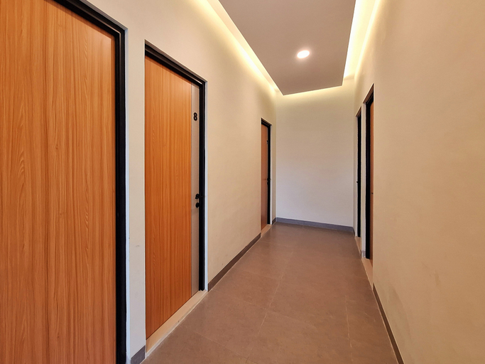 Others 5, House of Aswana Monjali RedPartner, Sleman