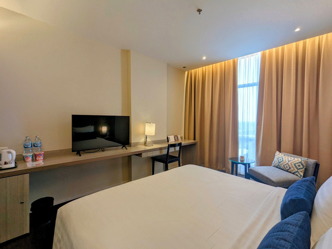 Bedroom 8