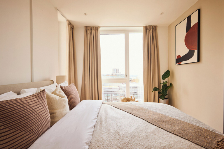 Bedroom 2, The Blossoms, London
