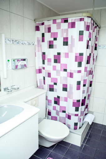 Bathroom 3, Landgasthof Lowen, Bischofszell