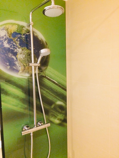 Bathroom 3