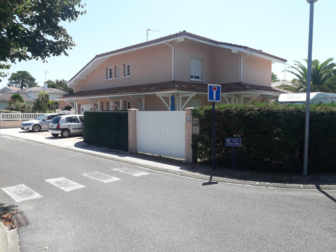 CHEZ MARTINE Appt climatise 2 Chambres, Landes