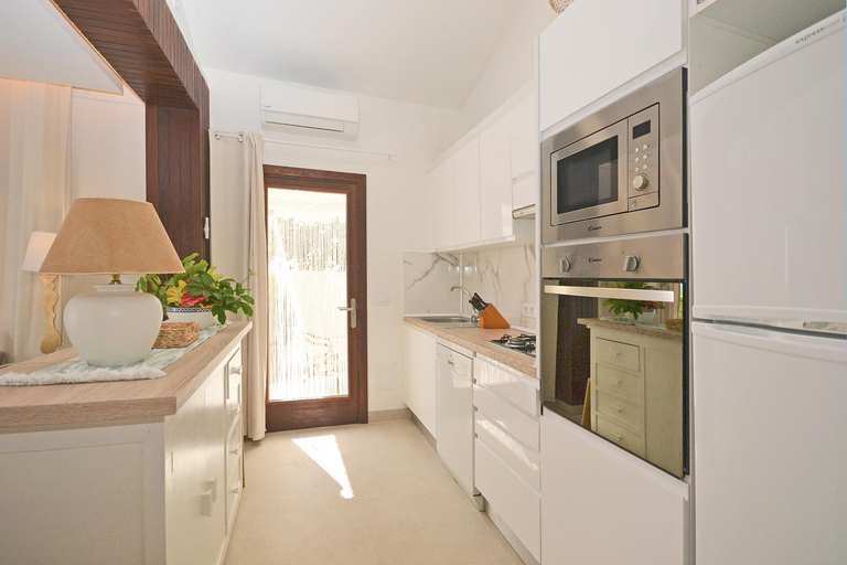 Others 1, Villa Hibiscus, Baleares