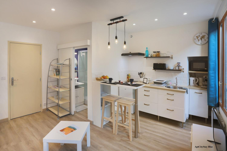 Others 5, AptCityStay, Vaucluse