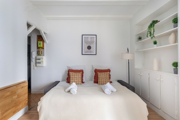 Bedroom 2, Studio cozy à Grenelle, Paris